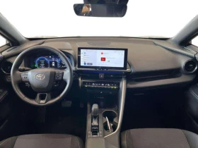 Toyota C-HR Lounge - 2.0 Plug-in Hybrid - 223 кс - Гаранционна | Auto.bg — изображение 11