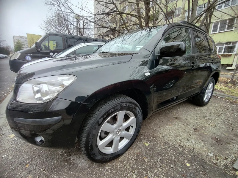 Toyota Rav4 2.2 D4D, снимка 1 - Автомобили и джипове - 48001702