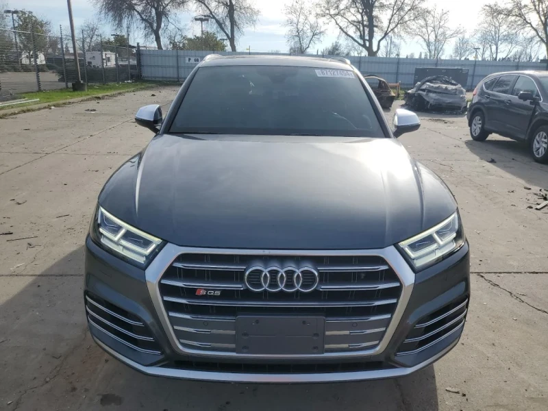 Audi SQ5, снимка 1 - Автомобили и джипове - 49183670