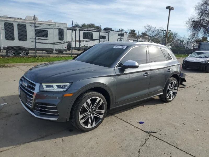 Audi SQ5, снимка 2 - Автомобили и джипове - 49183670