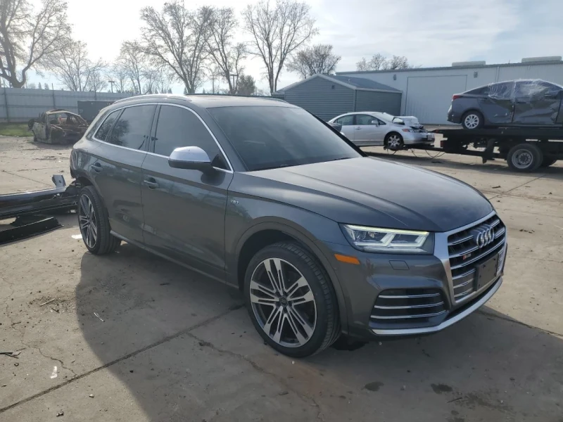 Audi SQ5, снимка 6 - Автомобили и джипове - 49183670