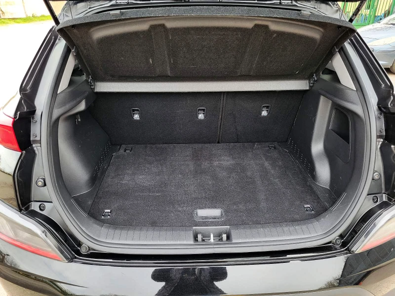 Hyundai Kona НАМАЛЕНА ЦЕНА EV FACELIFT 64KW 204hp, снимка 11 - Автомобили и джипове - 49910904
