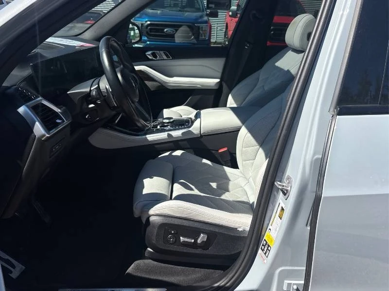 BMW X5 * xDrive40i * ДИСТРОНИК * 360 * PANO * CARFAX, снимка 9 - Автомобили и джипове - 55911729