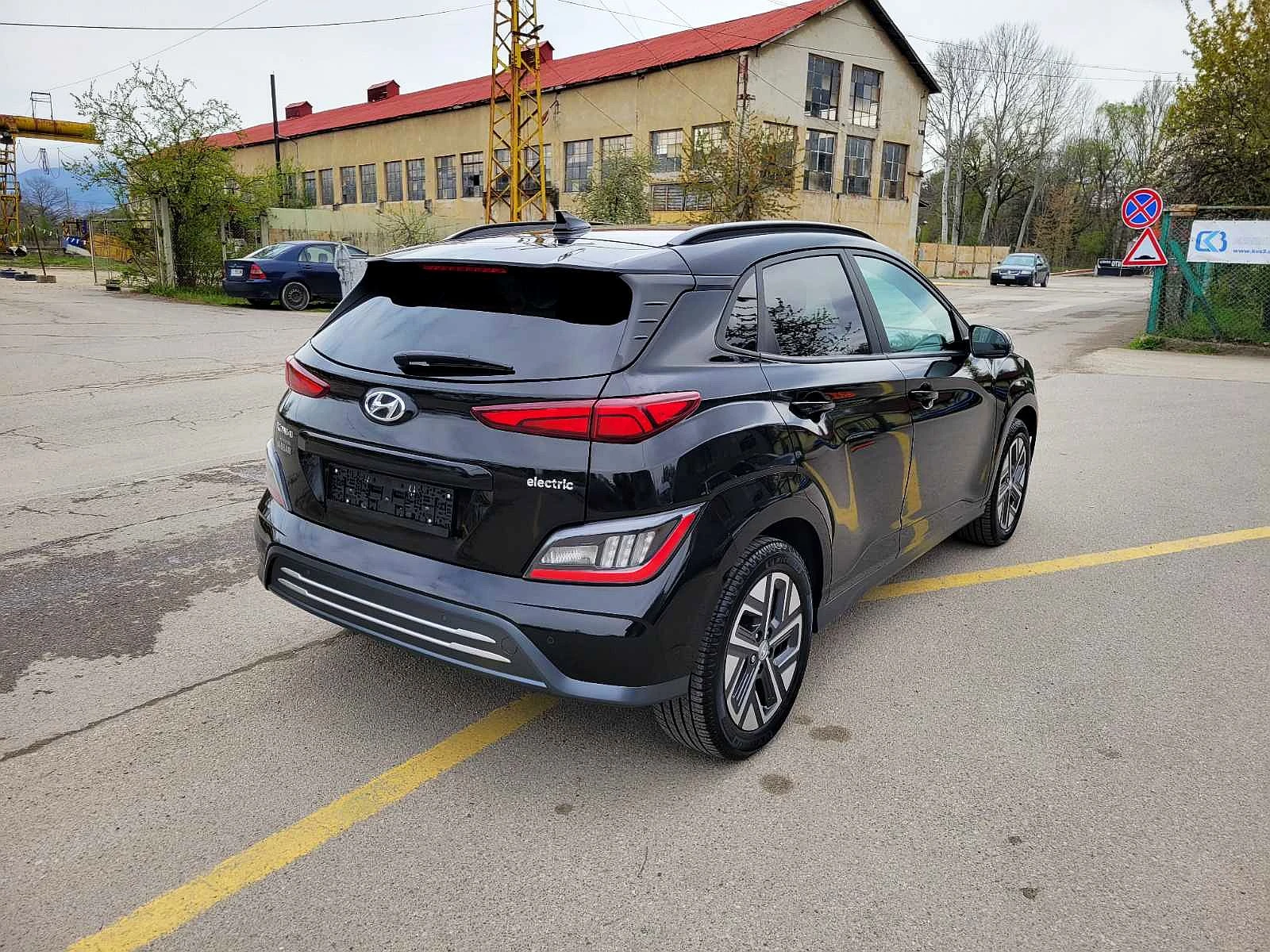 Hyundai Kona EV FACELIFT 64KW 204hp - изображение 5