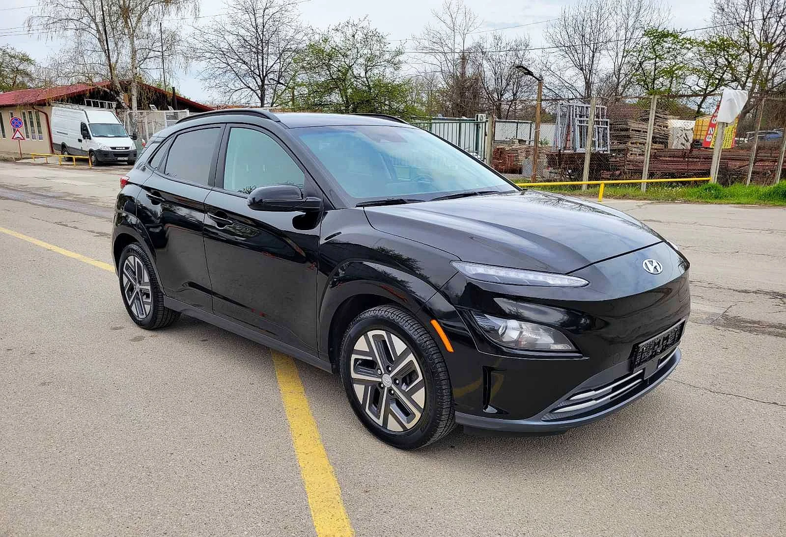 Hyundai Kona EV FACELIFT 64KW 204hp - изображение 3