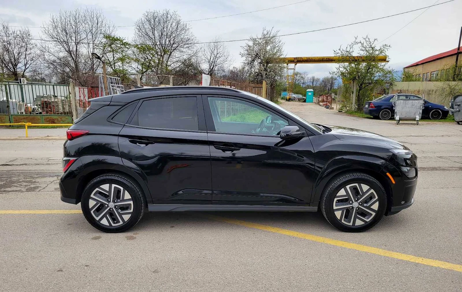 Hyundai Kona EV FACELIFT 64KW 204hp - изображение 4