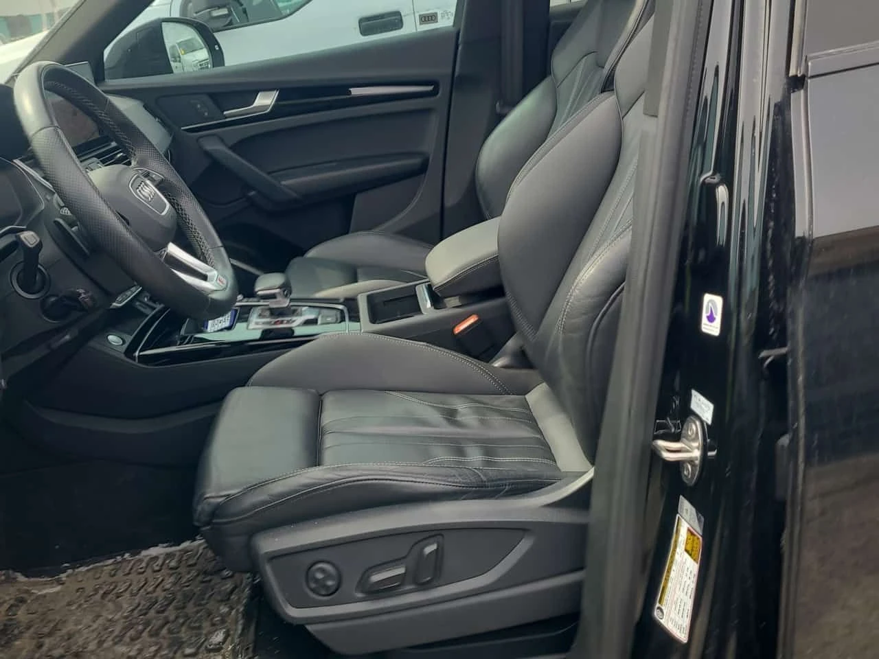 Audi Q5 Progressiv/ДИСТРОНИК/ПАНОРАМА/ВТОРИ ГУМИ, снимка 6 - Автомобили и джипове - 54038552