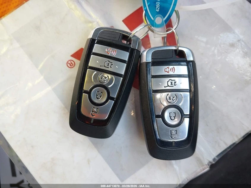 Ford Explorer 2.3l Xlt, снимка 11 - Автомобили и джипове - 54310522