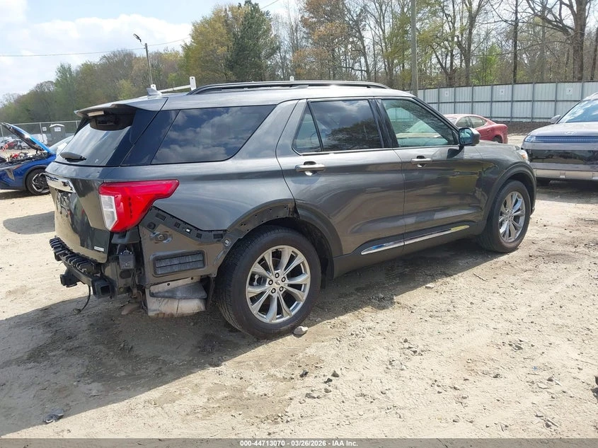 Ford Explorer 2.3l Xlt, снимка 4 - Автомобили и джипове - 54310522