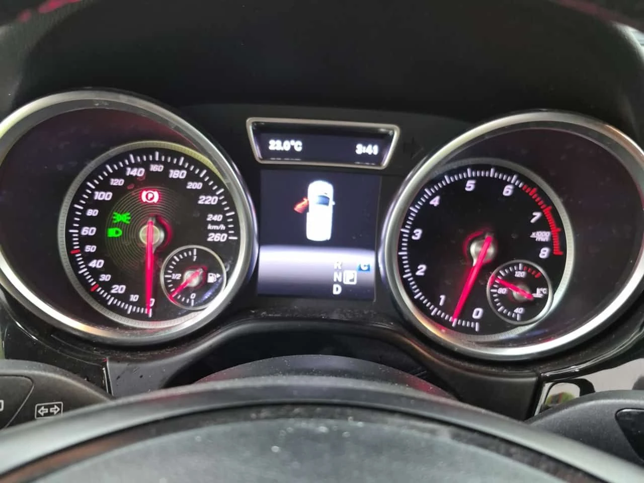 Mercedes-Benz GLE 400 * CARFAX * АВТОКРЕДИТ * БЕЗ ИНЦИДЕНТИ * , снимка 10 - Автомобили и джипове - 54912588