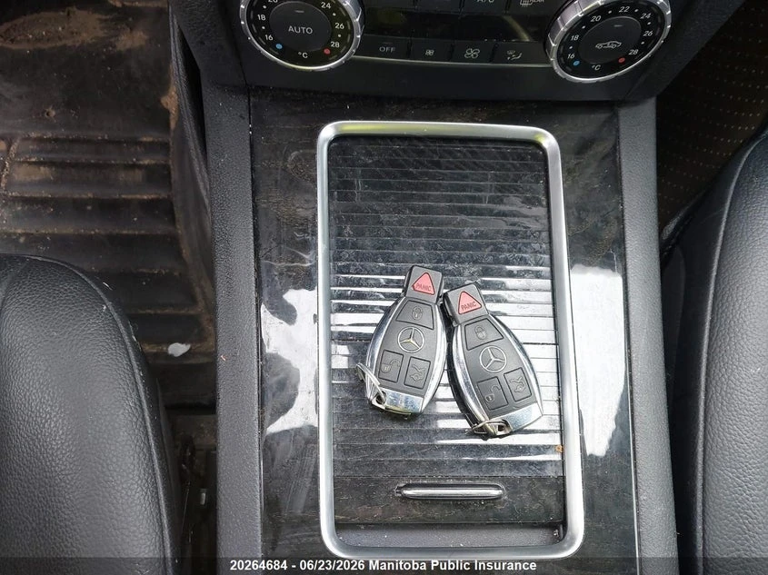 Mercedes-Benz GLK Mercedes Benz 350, снимка 10 - Автомобили и джипове - 55073928