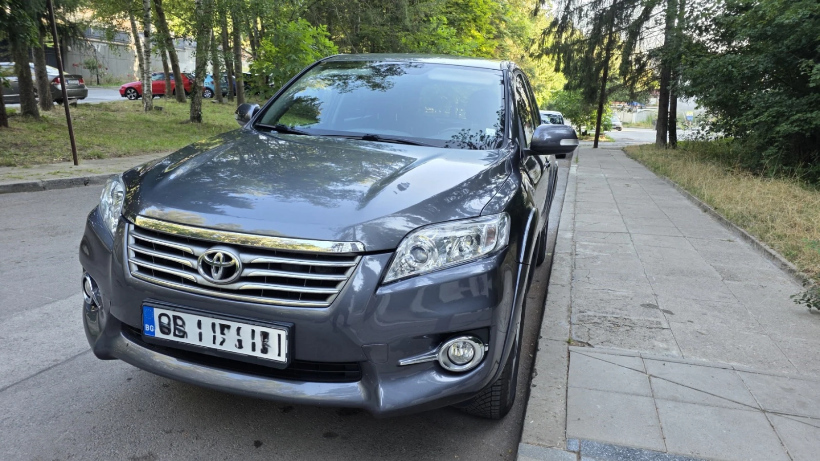 Toyota Rav4 2.2D Automatic, 4x4 , снимка 13 - Автомобили и джипове - 55647730