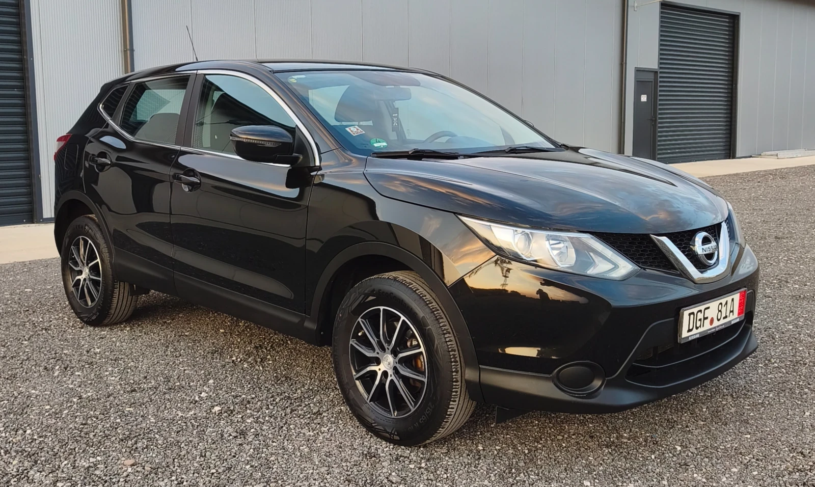 Nissan Qashqai 1.2i/116кс//90.000км., снимка 2 - Автомобили и джипове - 55647645