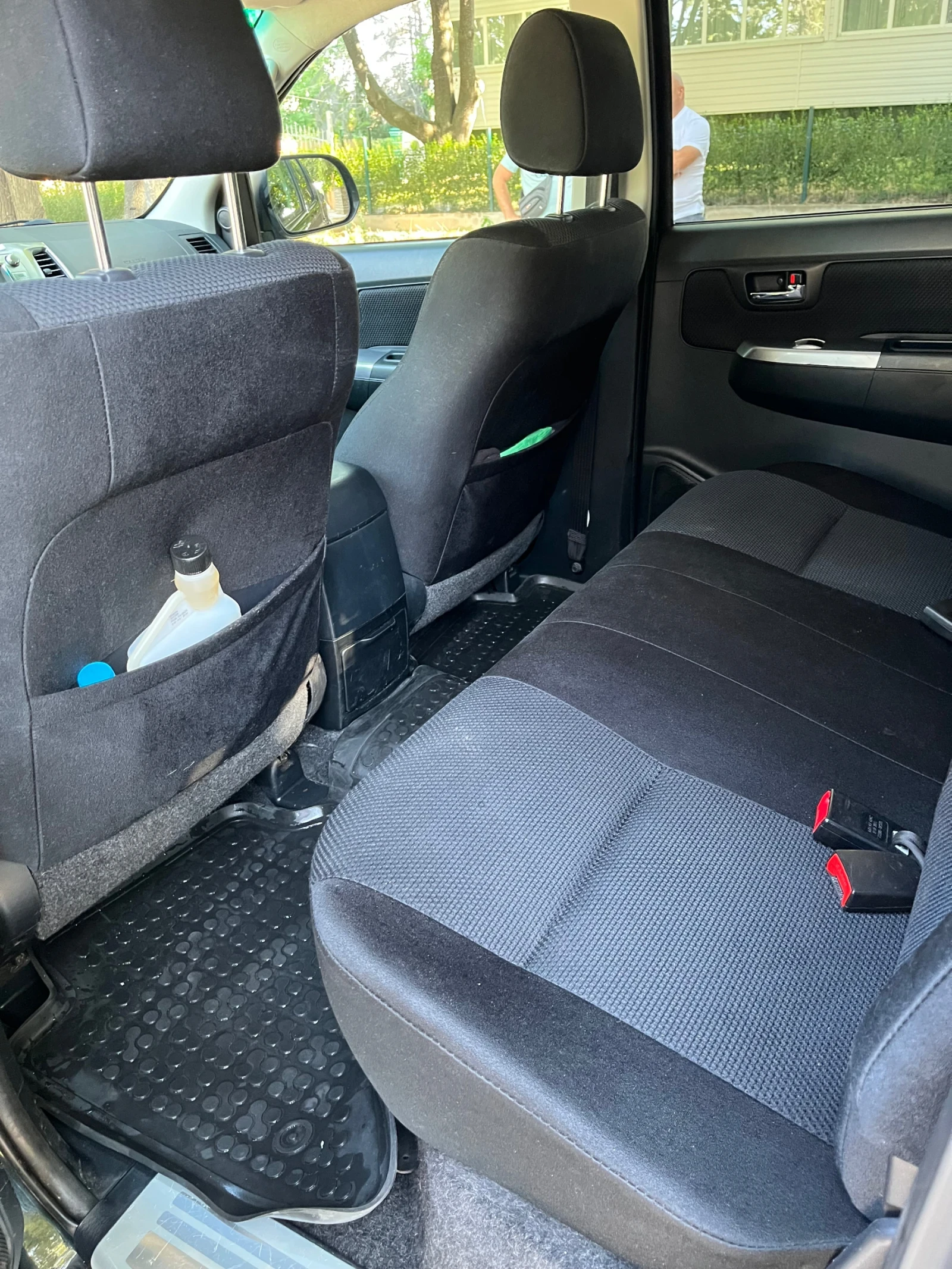 Toyota Hilux, снимка 8 - Автомобили и джипове - 55636346
