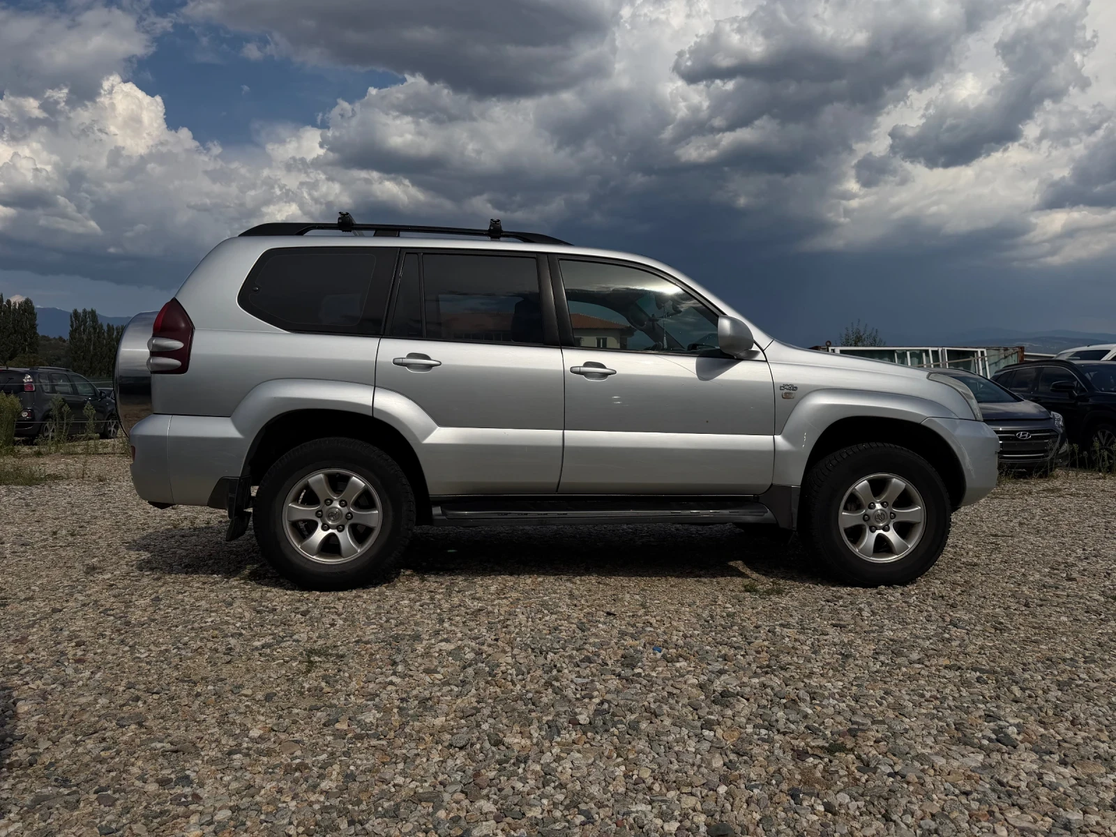 Toyota Land cruiser 3, 0 D-4D 5 СТЕПЕНЕН АВТОМАТИК, снимка 4 - Автомобили и джипове - 55947621