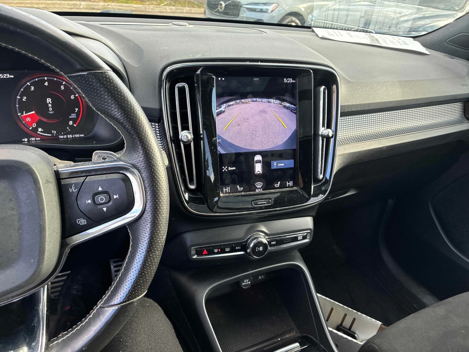 Volvo XC40 * T5 AWD * АВТОКРЕДИТ БЕЗ ПЪРВОНАЧАЛНА ВНОСКА* , снимка 9 - Автомобили и джипове - 56083865