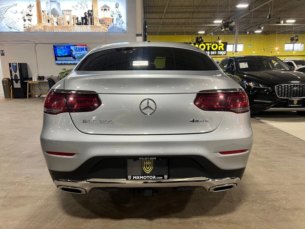 Mercedes-Benz GLC 300 / БЕЗ ЗАБЕЛЕЖКА / АВТОКРЕДИТ БЕЗ ПЪРВОНАЧАЛНА, снимка 4 - Автомобили и джипове - 56134629