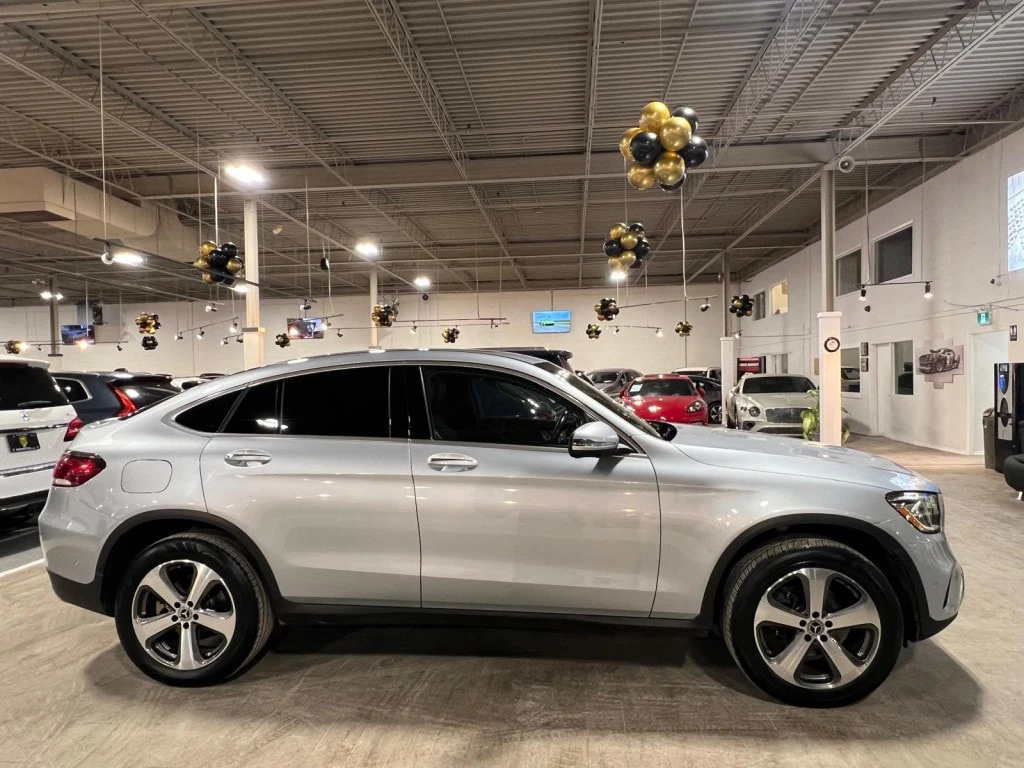 Mercedes-Benz GLC 300 / БЕЗ ЗАБЕЛЕЖКА / АВТОКРЕДИТ БЕЗ ПЪРВОНАЧАЛНА, снимка 3 - Автомобили и джипове - 56134629