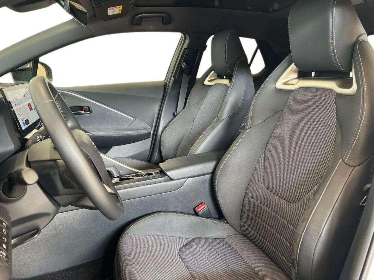 Toyota C-HR Lounge - 2.0 Plug-in Hybrid - 223 �� - ����������� | Mobile.bg � ����������� 9