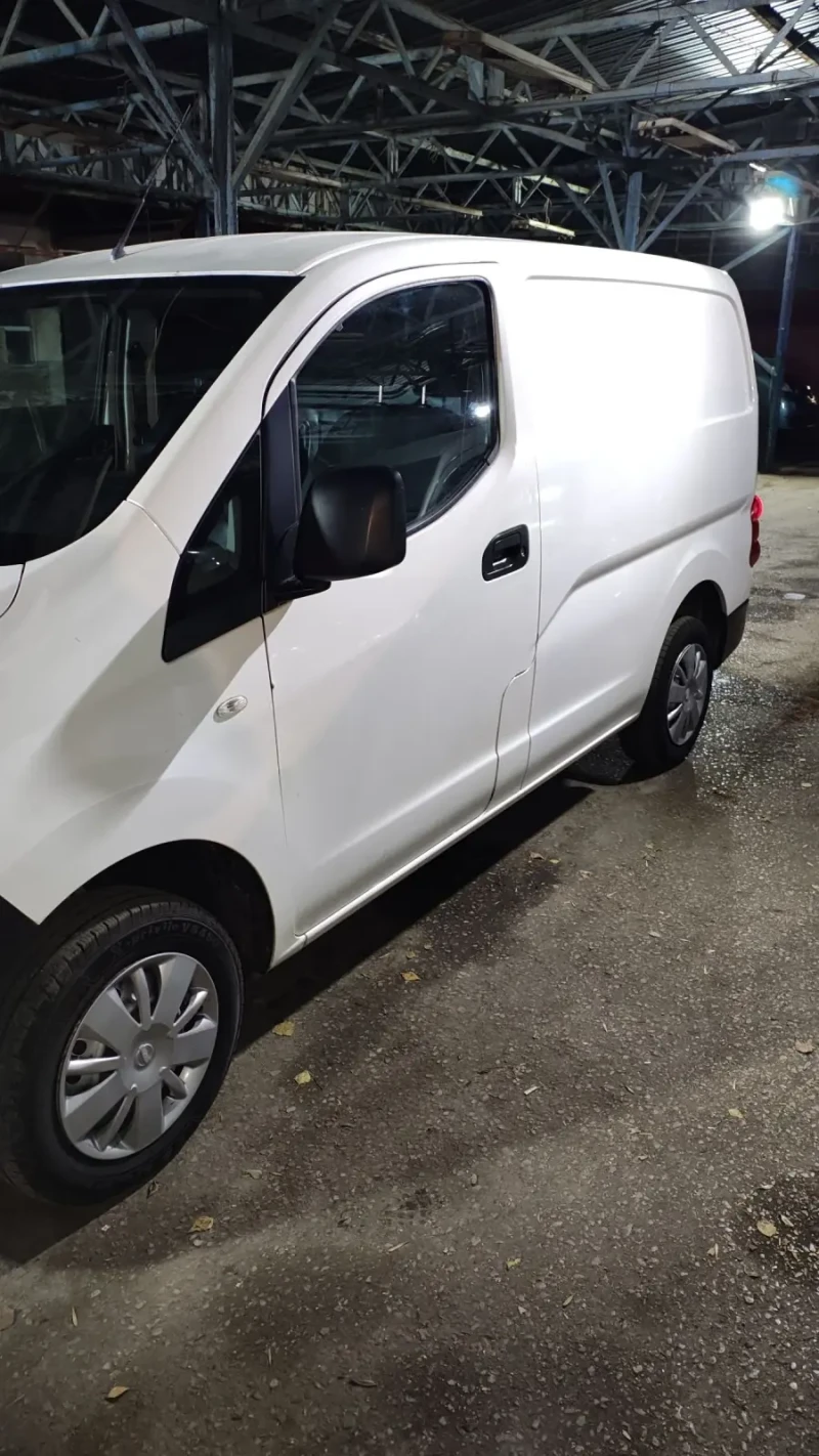 Nissan NV200 1.5tdci, снимка 2 - Бусове и автобуси - 48859081