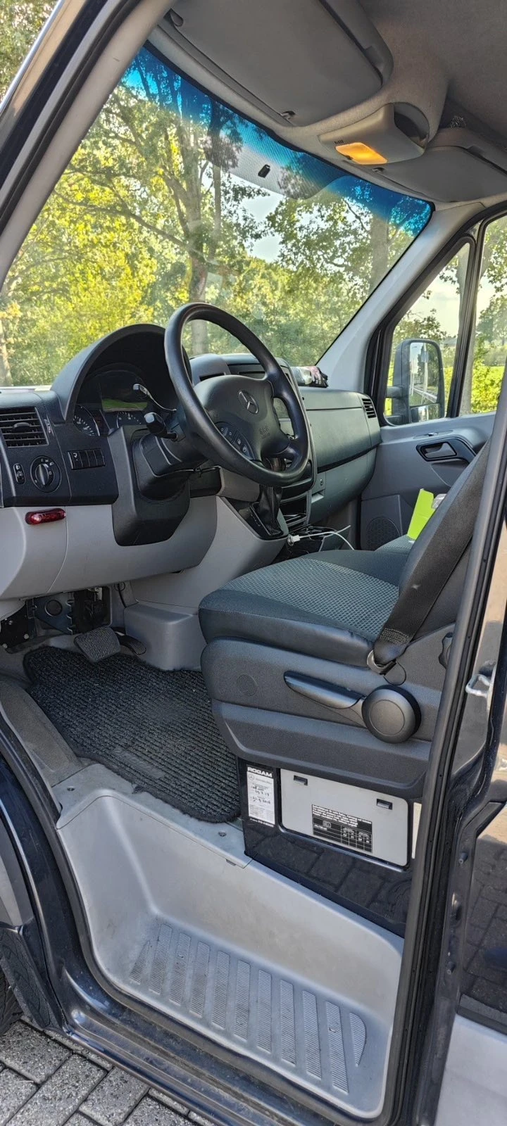 Mercedes-Benz Sprinter 516 160к.с / Падащ борд / Климатроник - изображение 7