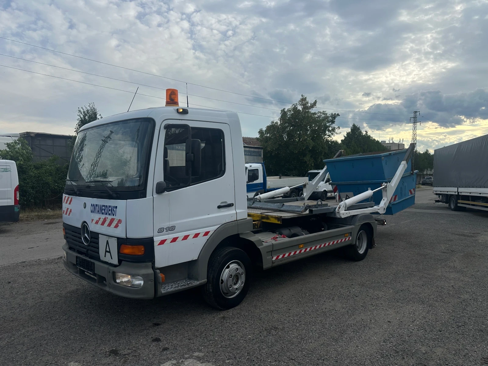 Mercedes-Benz Atego 818* Контейнеровоз* Топ