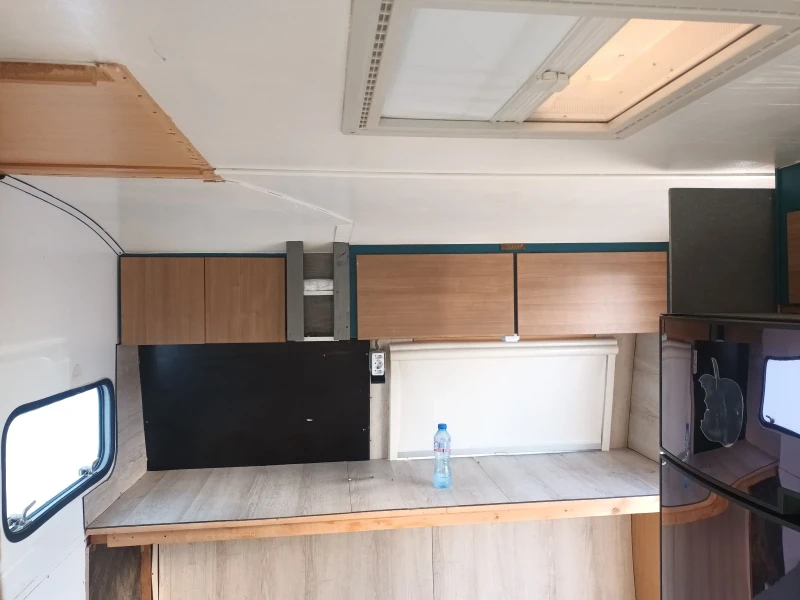 Каравана Adria, снимка 10 - Каравани и кемпери - 52966860