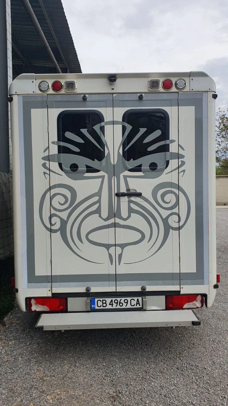 Кемпер Mercedes-Benz Спринтер 4х4 Автоматик 3.0 v6, снимка 6 - Каравани и кемпери - 53386914