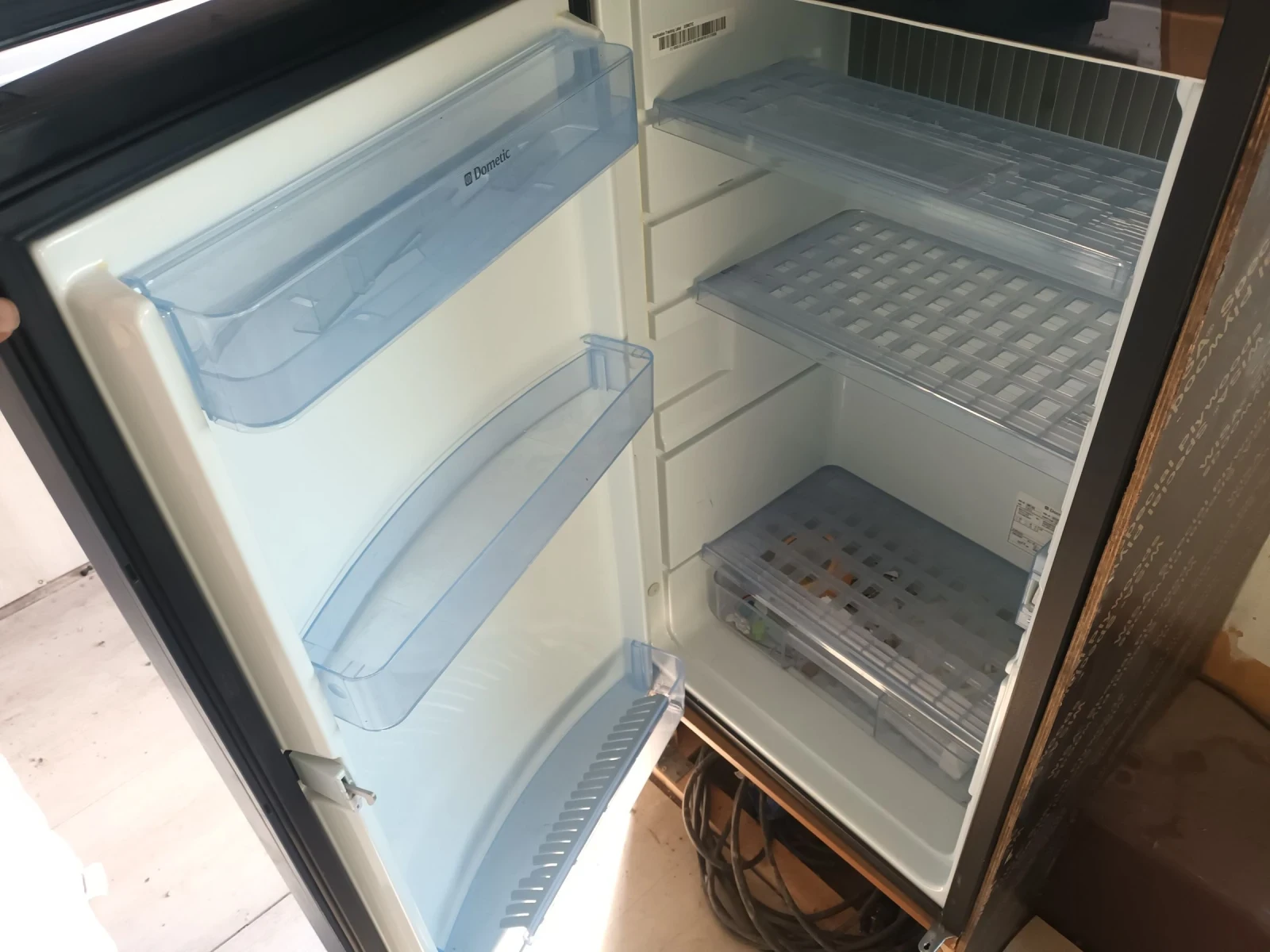 �������� Adria | Mobile.bg � ����������� 12