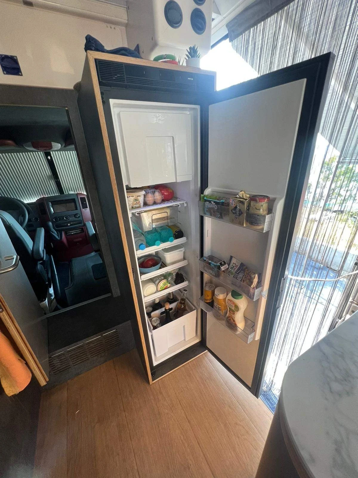 Кемпер Mercedes-Benz Спринтер 4х4 Автоматик 3.0 v6 - изображение 7