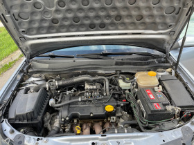 Opel Astra 1.4 газ/бензин, снимка 10 - Автомобили и джипове - 44811574