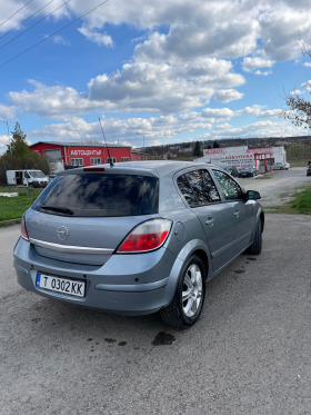 Opel Astra 1.4 газ/бензин, снимка 3 - Автомобили и джипове - 44811574