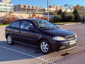 Opel Astra 1.6i SPORT, снимка 1