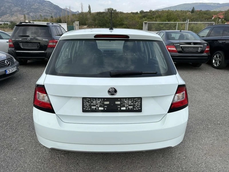 Skoda Fabia 1.4TDI* 90 к.с* КАТО НОВА!!, снимка 6 - Автомобили и джипове - 46728106