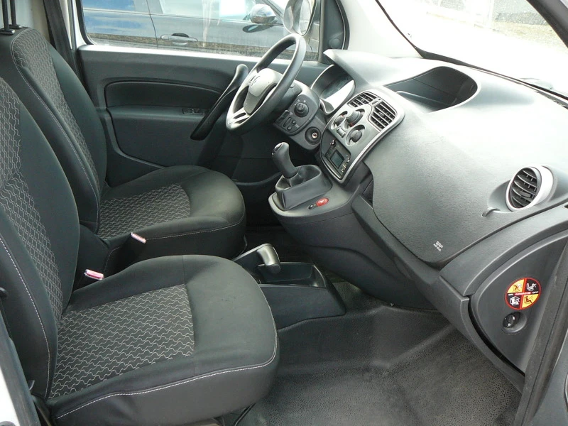 Renault Kangoo 1.5dci клима, снимка 7 - Автомобили и джипове - 47433262