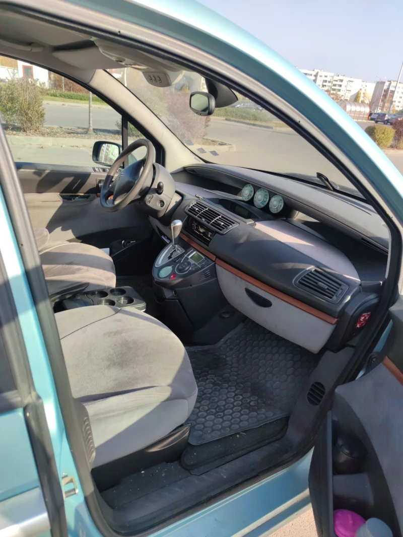 Citroen C8 2.0 газ, снимка 13 - Автомобили и джипове - 46955921