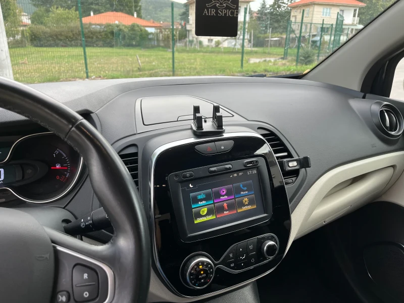 Renault Captur Facelift 43000km, снимка 9 - Автомобили и джипове - 47469302