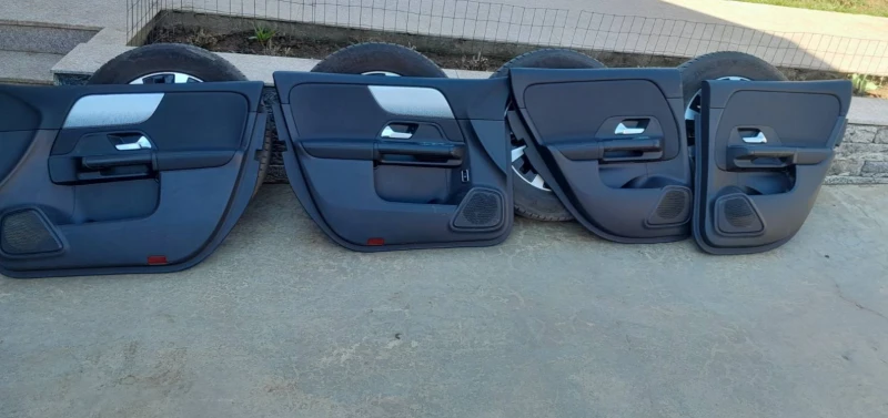 Mercedes-Benz GLA 200 1.4, снимка 8 - Автомобили и джипове - 52096080