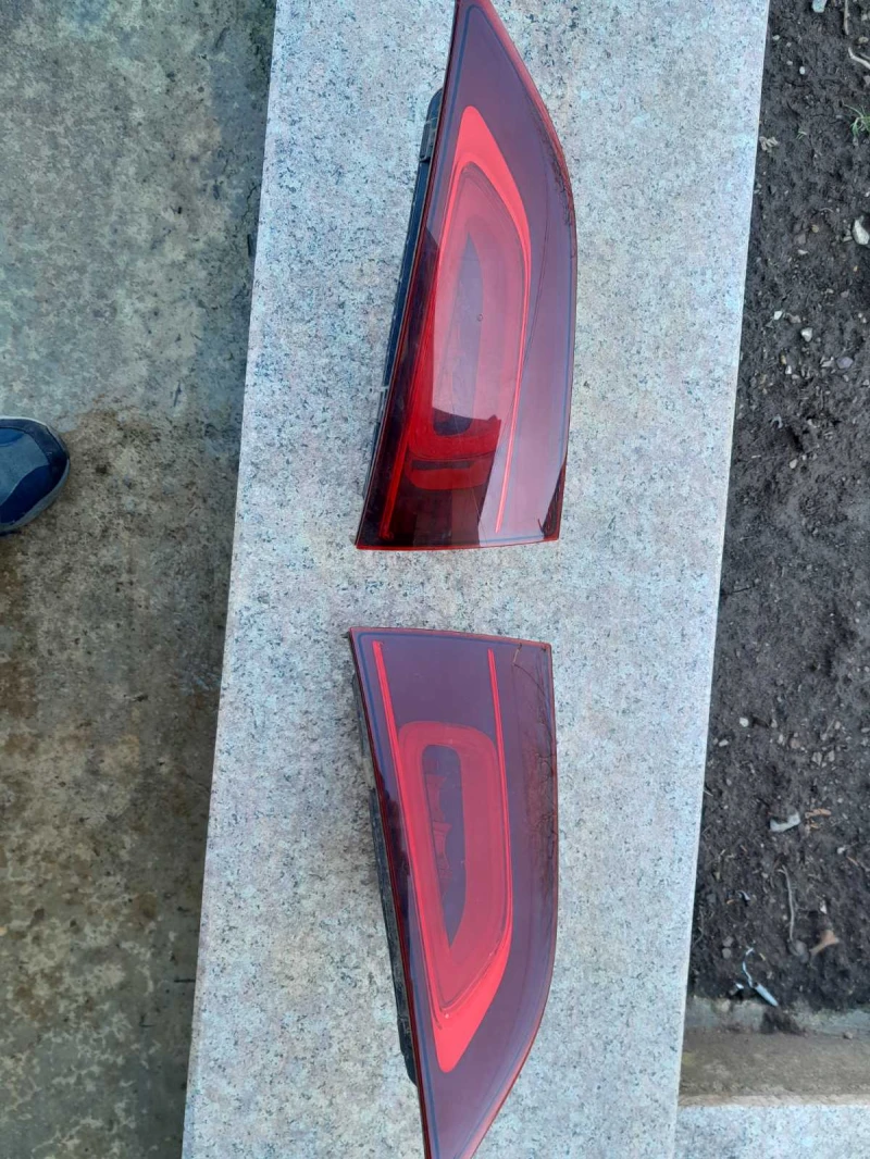 Mercedes-Benz GLA 200 1.4, снимка 3 - Автомобили и джипове - 52096080