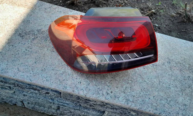 Mercedes-Benz GLA 200 1.4, снимка 4 - Автомобили и джипове - 52096080