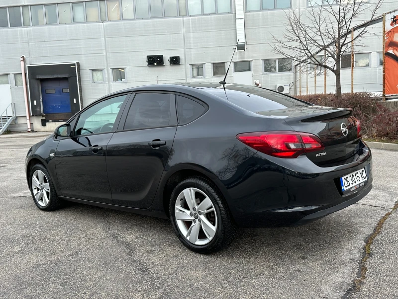 Opel Astra 1.4i 101 к.с., снимка 3 - Автомобили и джипове - 48586902