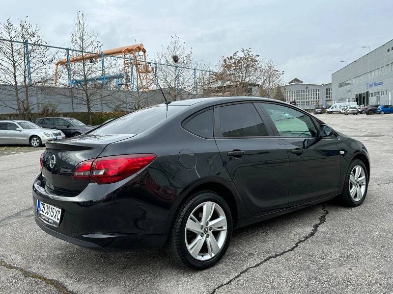 Opel Astra 1.4i 101 к.с., снимка 4 - Автомобили и джипове - 48586902