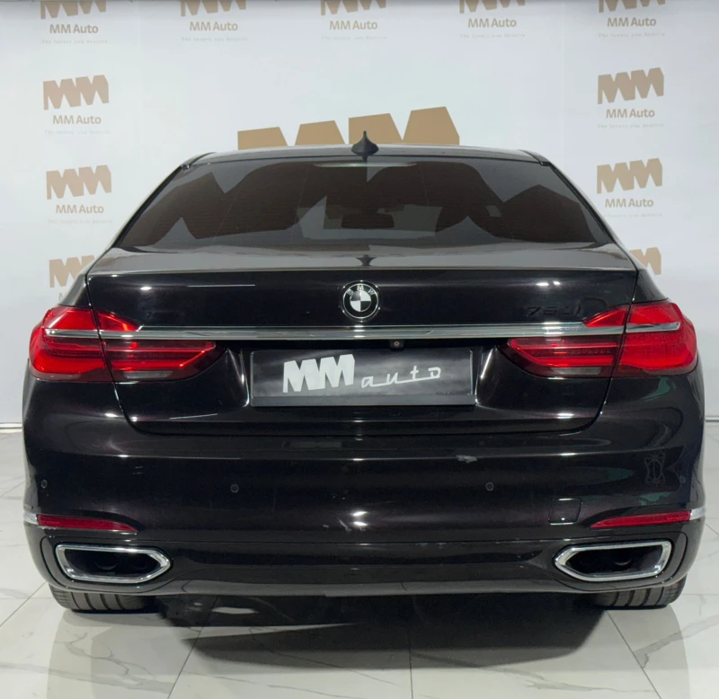 BMW 750 Li* xDrive* Individual* Pano* HuD* Harman/Kardon* , снимка 5 - Автомобили и джипове - 50310900