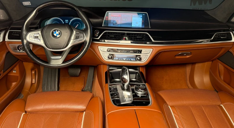 BMW 750 Li* xDrive* Individual* Pano* HuD* Harman/Kardon* , снимка 10 - Автомобили и джипове - 50310900