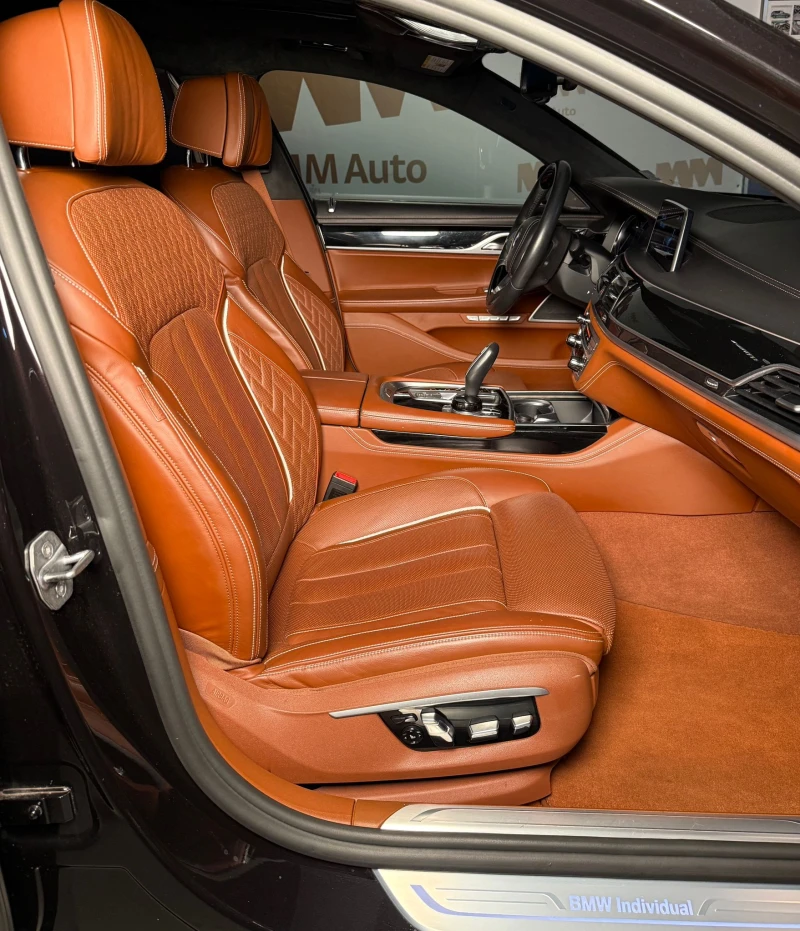 BMW 750 Li* xDrive* Individual* Pano* HuD* Harman/Kardon* , снимка 9 - Автомобили и джипове - 50310900