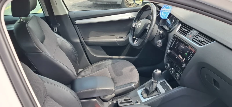 Skoda Octavia 2.0 184kc Full led  4x4  Dsg Facelift , снимка 16 - Автомобили и джипове - 50363344