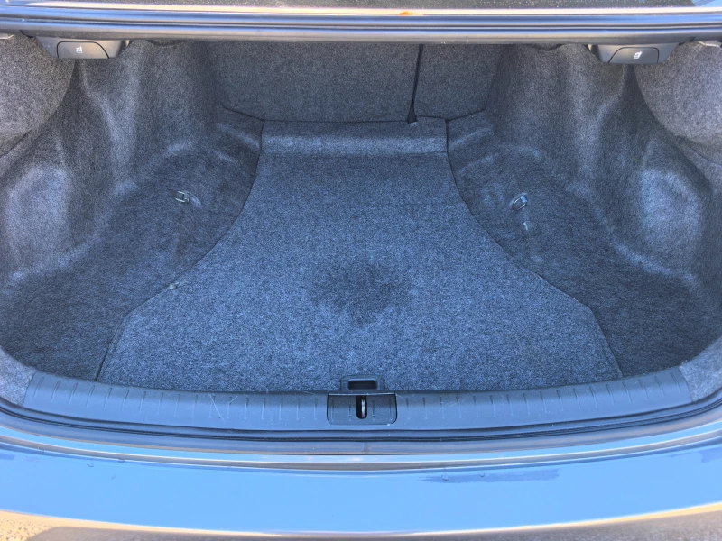 Honda Accord 2.2DTEC, снимка 11 - Автомобили и джипове - 52221230