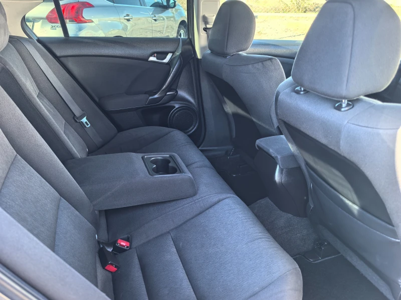 Honda Accord 2.2DTEC, снимка 12 - Автомобили и джипове - 52221230