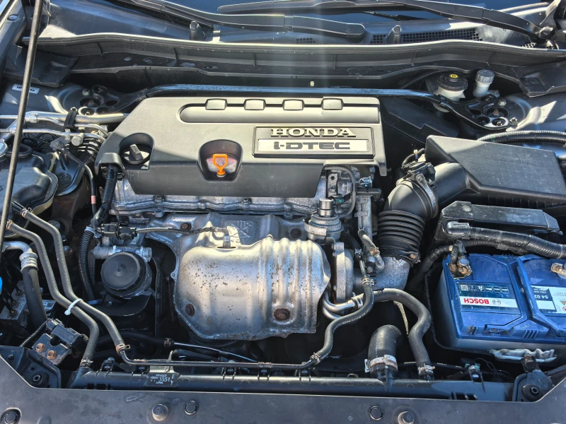 Honda Accord 2.2DTEC, снимка 15 - Автомобили и джипове - 52221230