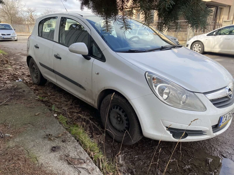 Opel Corsa D, снимка 2 - Автомобили и джипове - 52768338